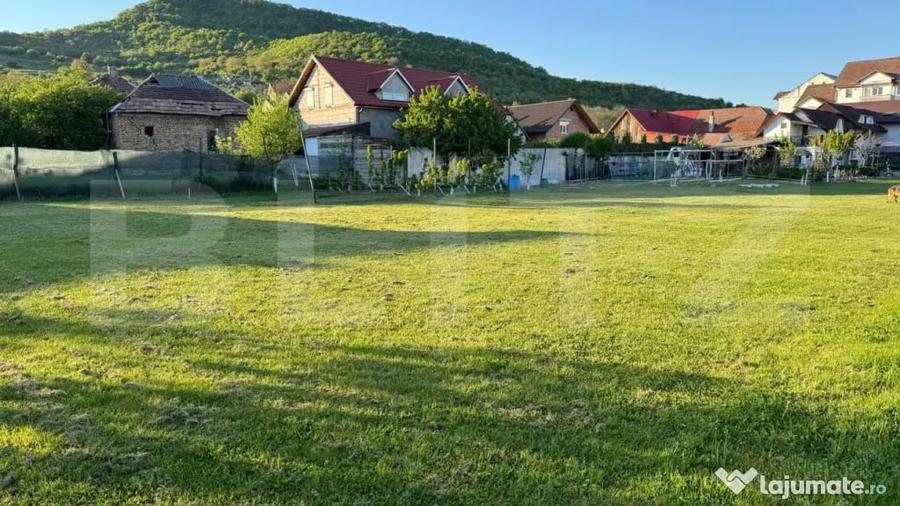 Teren intravilan de vanzare, 1500 mp - Bistrita - Parcelabil - 3