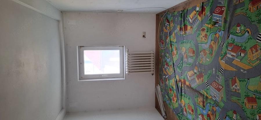 Casă cu 5 camere cu Teren 191 Mp în Central