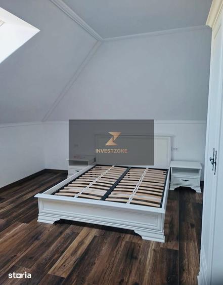 Casă cu 7 camere cu Teren 700 Mp în Sântandrei