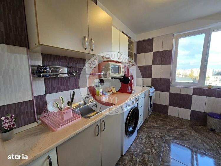 Apartament cu 3 camere semidecomandat, mobilat în Lizeanu