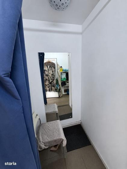 Spațiu comercial, de 25 mp, în Central