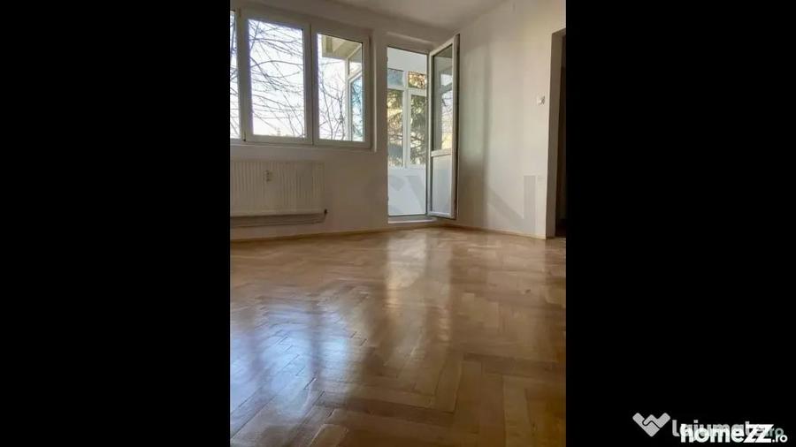 Apartament cu 2 camere semidecomandat în 1 Mai