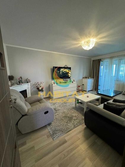 Apartament cu 3 camere decomandat, mobilat în Berceni