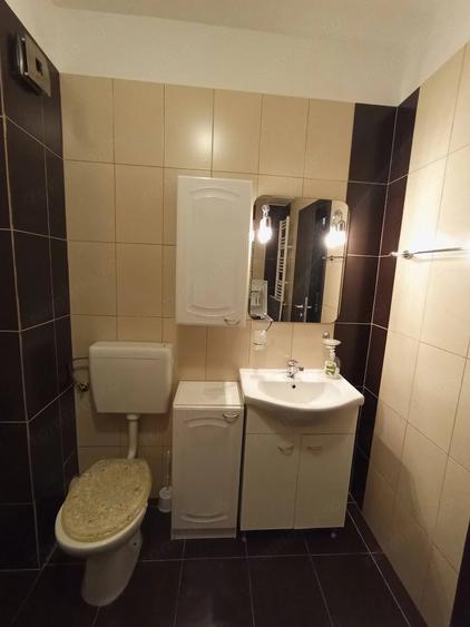 Apartament cu 2 camere semidecomandat în Chiajna