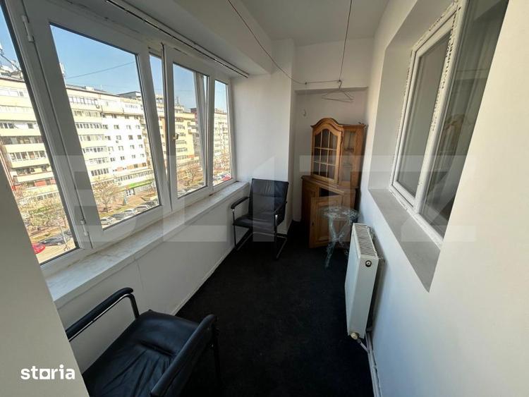 Apartament cu 3 camere decomandat în Micro 11