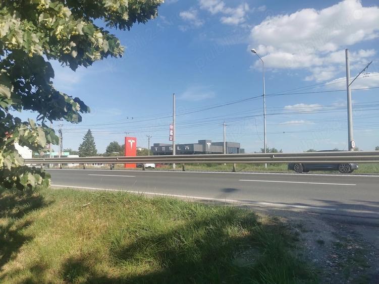 Casă cu Teren 2600 Mp în Ghiroda