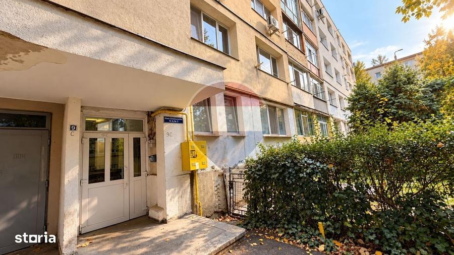 Garsonieră decomandată, mobilată în Narcisa
