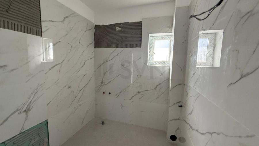Casă individuală cu 4 camere cu Canalizare în Central