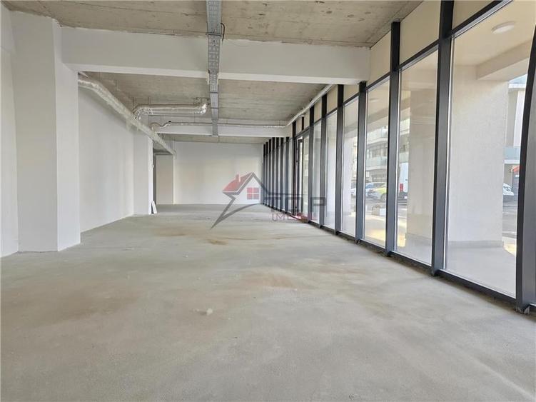 Spațiu comercial, de 185 mp, în Tudor Vladimirescu