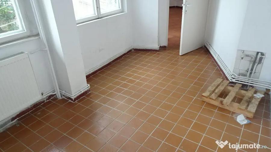 Spațiu comercial, de 70 mp, în Ultracentral
