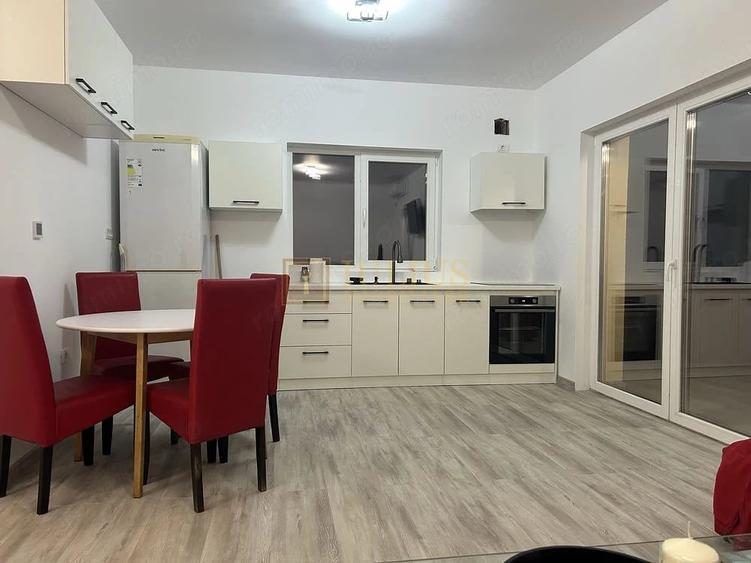 Casă cu 3 camere cu Teren 300 Mp în Dumbrăvița