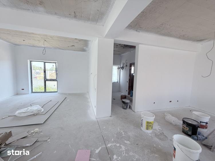 Duplex deosebit, 5 camere, curte generoasa, zona Safirului-Gladiolelor - 3
