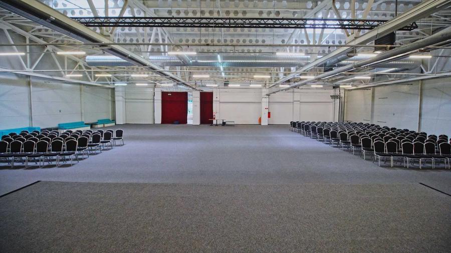 Spațiu comercial, de 700 mp, în Central