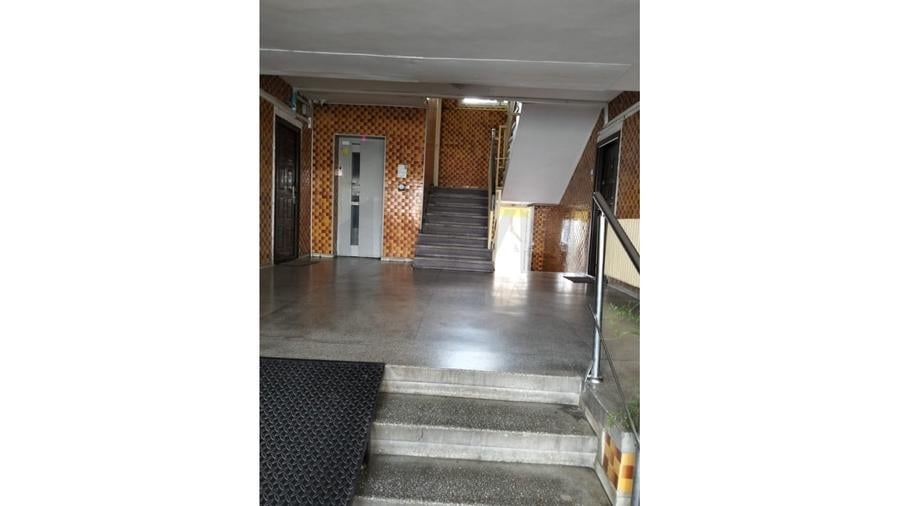 Apartament cu 3 camere semidecomandat, mobilat în Colentina