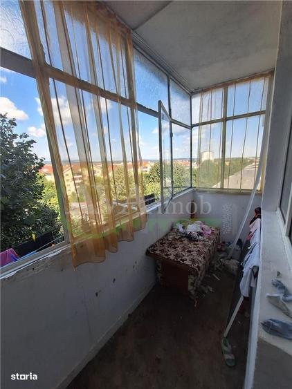 Apartament cu 2 camere decomandat în Narcisa