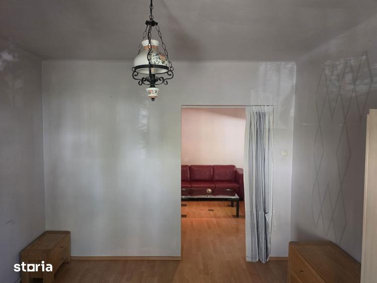 Casă cu 3 camere cu Teren 162 Mp în Vatra Luminoasă