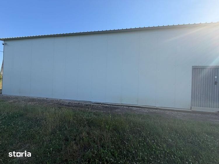 Spațiu comercial, de 200 mp, în Central