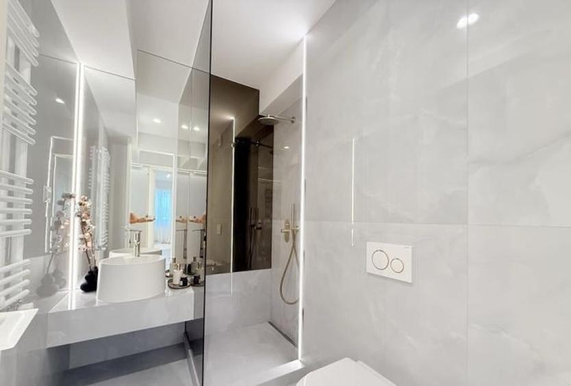 Apartament cu 3 camere decomandat, mobilat în Pipera
