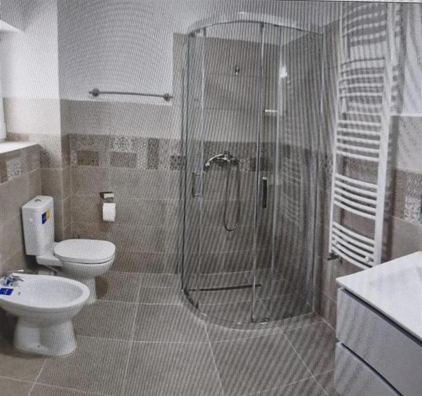 Apartament cu 3 camere decomandat în Bucovina