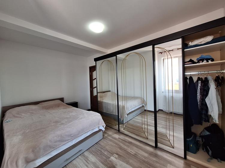 Apartament cu 2 camere, 44 mp, parcare, zona Terra - 5
