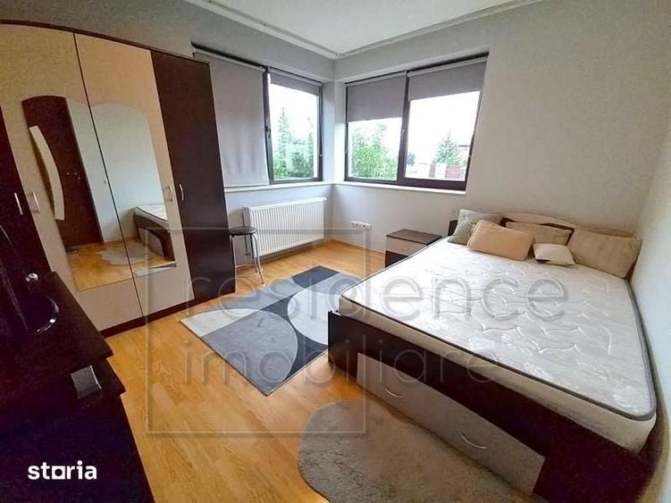 Apartament cu 3 camere semidecomandat în Europa