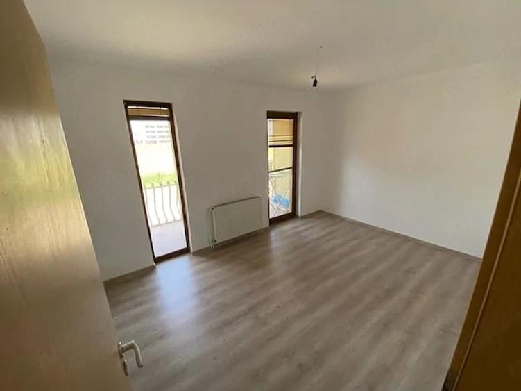 Apartament cu 3 camere în Chișoda