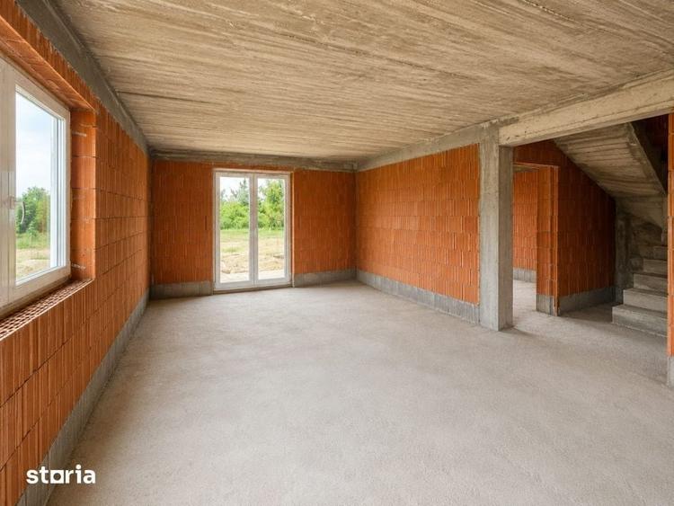 Casă cu 5 camere cu Teren 637 Mp în Sud