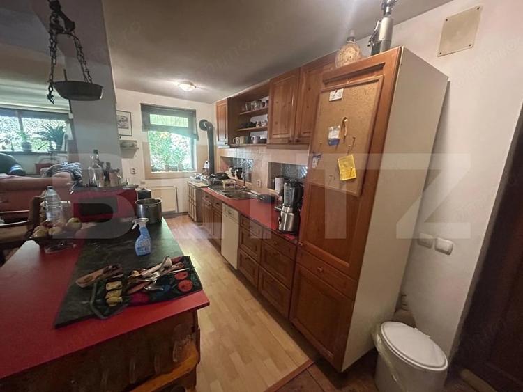 Casa , Pucioasa , 199 mp utili , 10200 mp Teren - 12