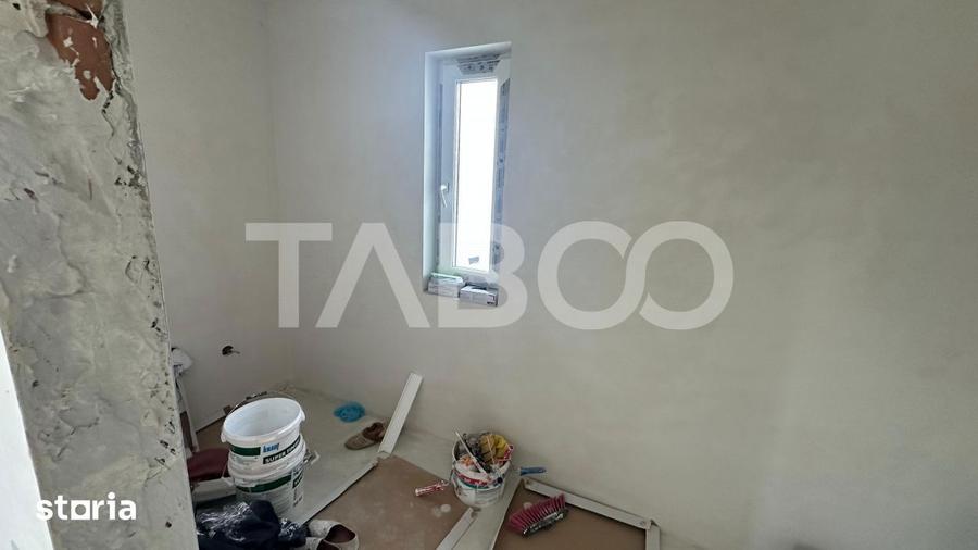 Casă cu 4 camere cu Teren 120 Mp în Central