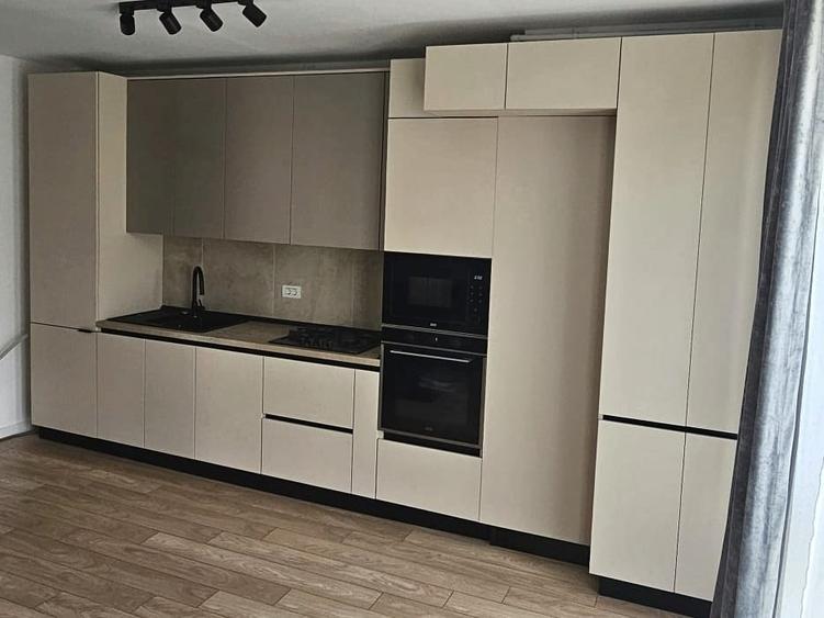 Apartament cu 2 camere decomandat, mobilat în Pipera