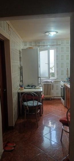 Apartament cu 2 camere semidecomandat în Pantelimon