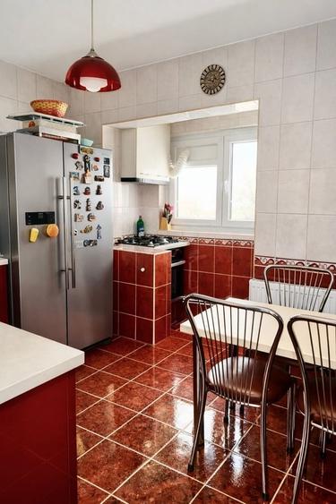 Apartament cu 2 camere decomandat, mobilat în Baicului