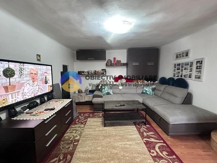 Casă individuală cu 3 camere cu Canalizare în Dărmănești
