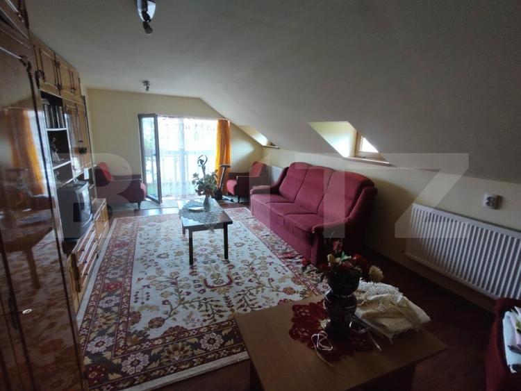 Casă individuală cu 6 camere cu Garaj în Central