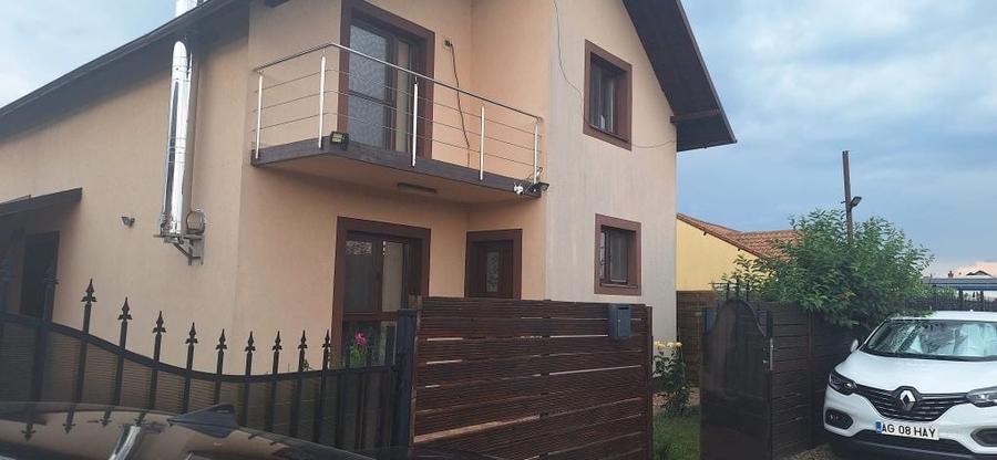 Casă cu 4 camere în Bradu