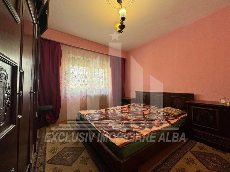 Apartament cu 3 camere decomandat, mobilat în Cetate