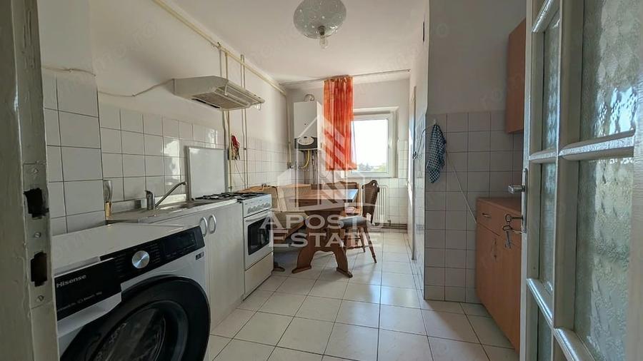 Apartament cu 2 camere decomandat în Mircea cel Bătrân