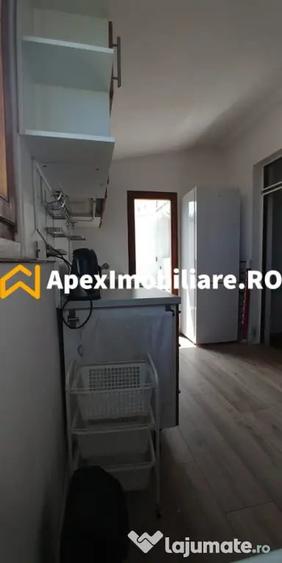 Apartament cu 2 camere semidecomandat, mobilat în Parcul Carol