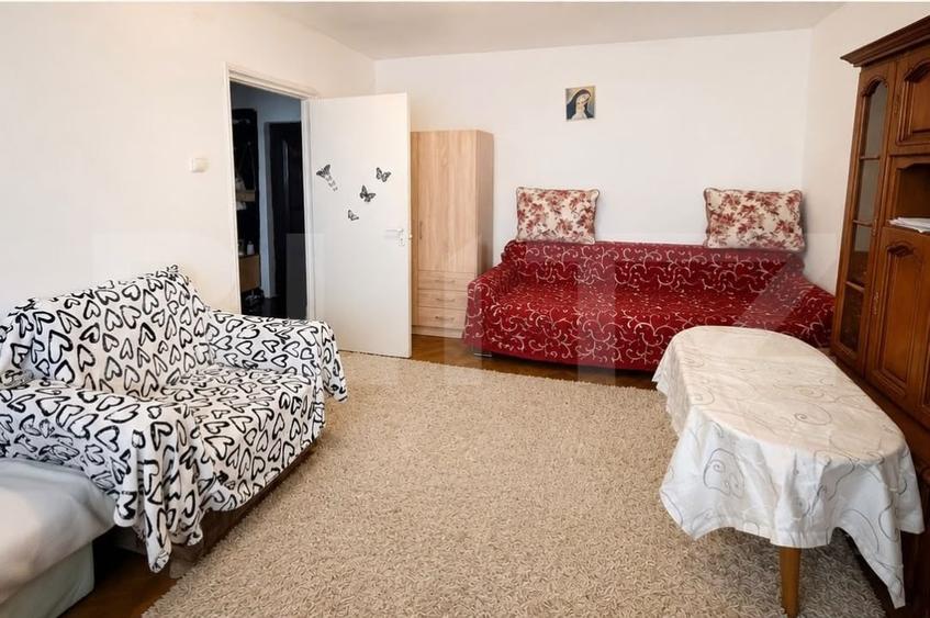 Apartament cu 2 camere decomandat, mobilat în Hunedoara