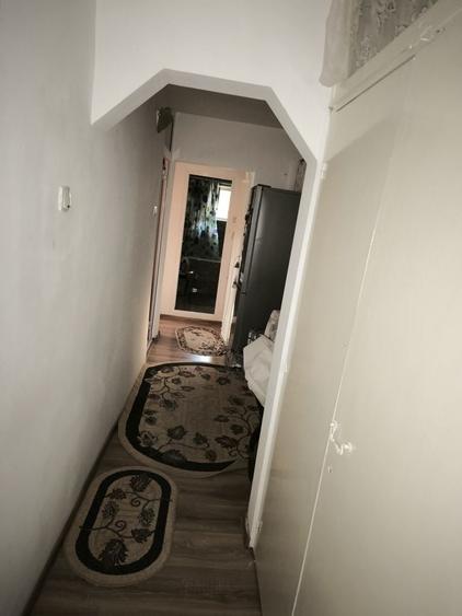 Apartament cu 3 camere decomandat în Mihail Kogălniceanu