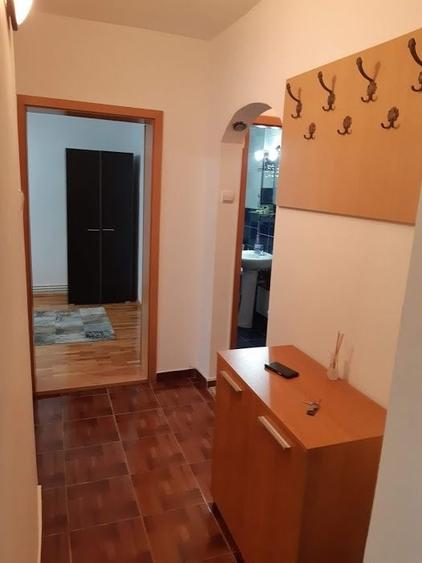 Apartament cu 2 camere decomandat în Lazaret