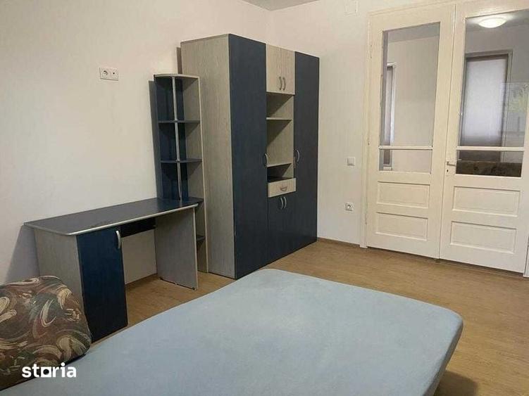 Casă cu 3 camere cu Teren 95 Mp în Central