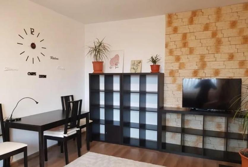 Vânzare Apartament 2 camere în Pajura, SEMIDECOMANDAT, BALCON - 2