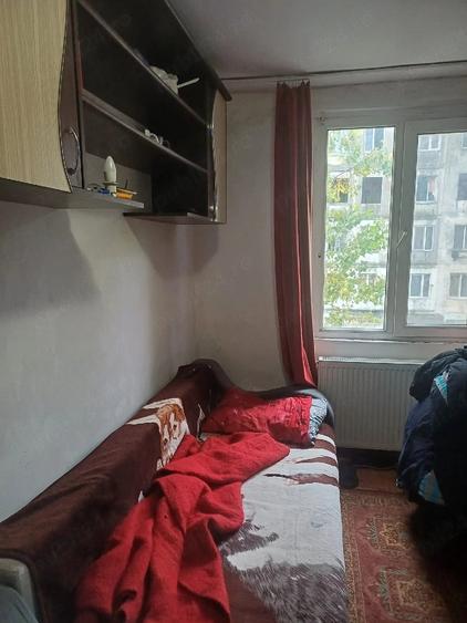 Garsonieră decomandată în Micro 19