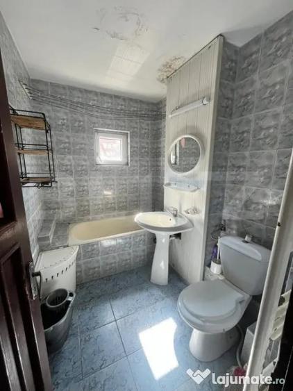 Apartament cu 3 camere decomandat, mobilat în Independenței