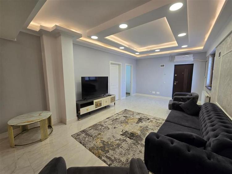 Apartament cu 4 camere decomandat, mobilat în Bucureștii Noi