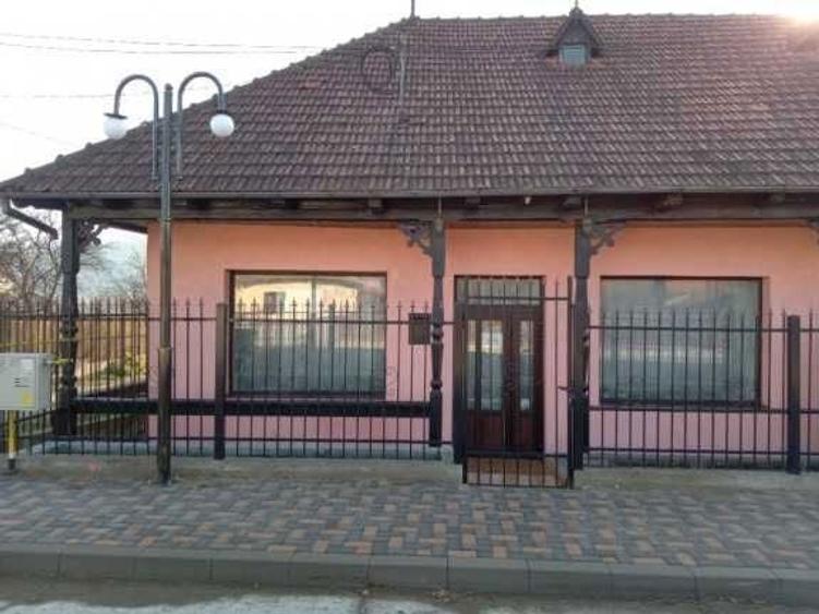 Spațiu comercial, de 580 mp, în Central