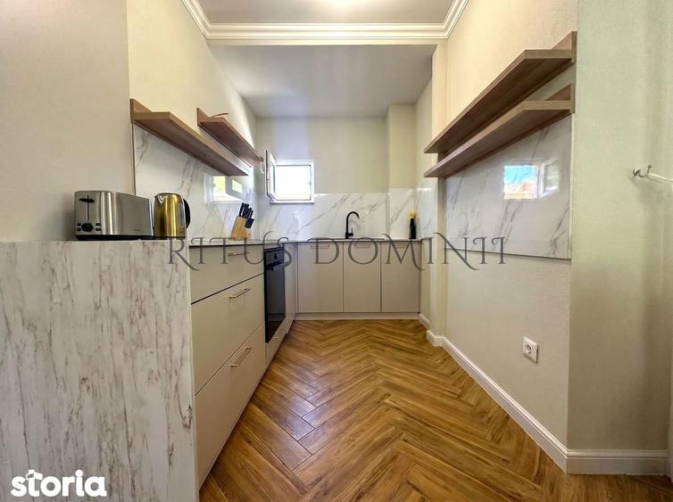 Casă cu 5 camere cu Teren 400 Mp în Sânmartin