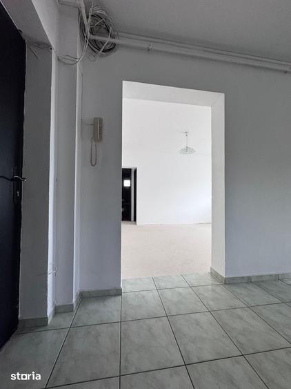 Apartament cu 2 camere în Aurel Vlaicu