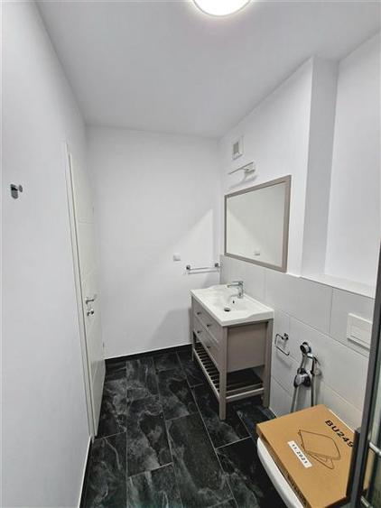 Apartament cu 2 camere decomandat, mobilat în Mărăști